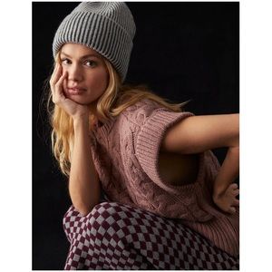 Anthropologie Two-Tone Beanie Grey Winter Snow Gift Holiday ANTHRO